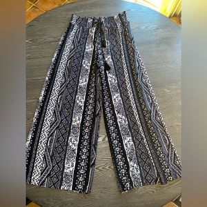 Black & White Print High Waisted Wide Leg Pants M/L/XL